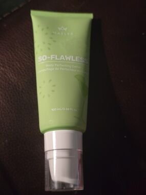 NEW Maelys SO-FLAWLESS Body Perfecting Camo Shade “QUEEN” - MSRP $24